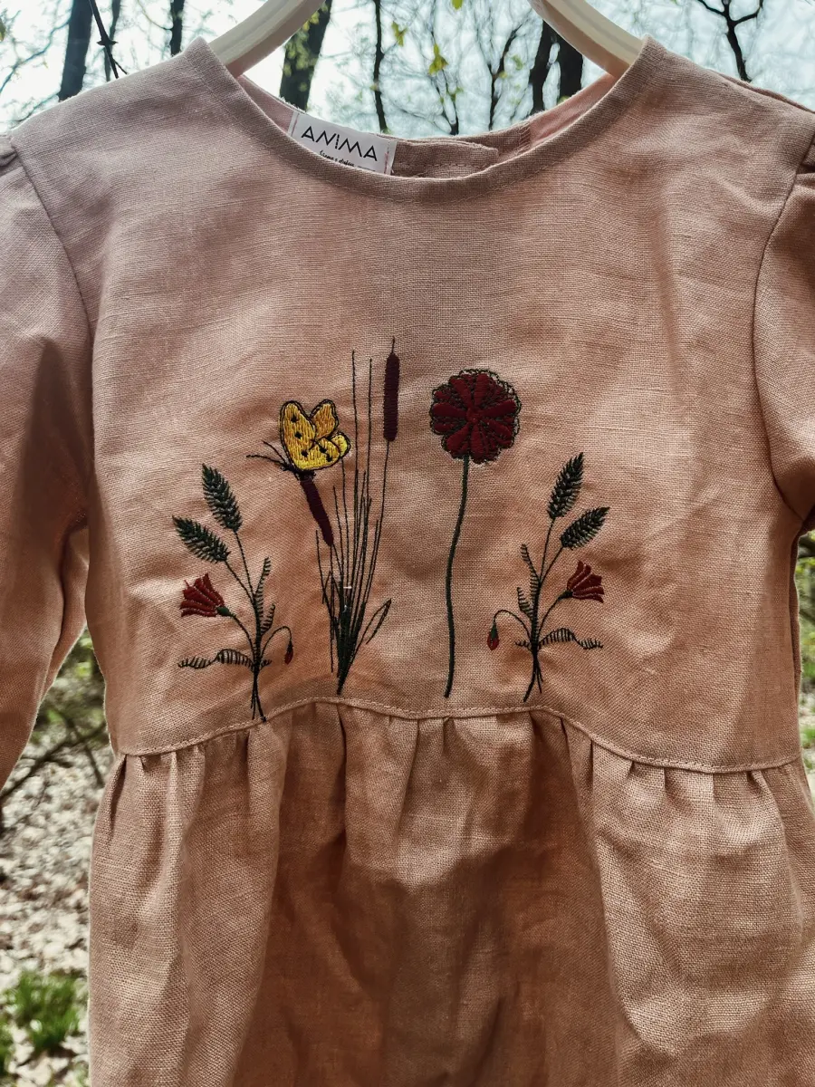 Detské vyšívané šaty-Lúčne pohladenie