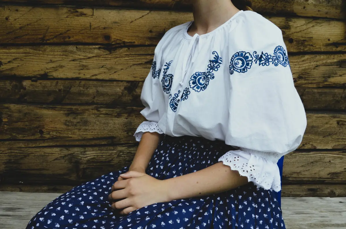 Bavlnená vyšívaná blúzka - Slavena