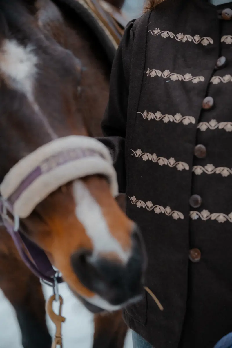 Vyšívaný kabát-  Zigmund