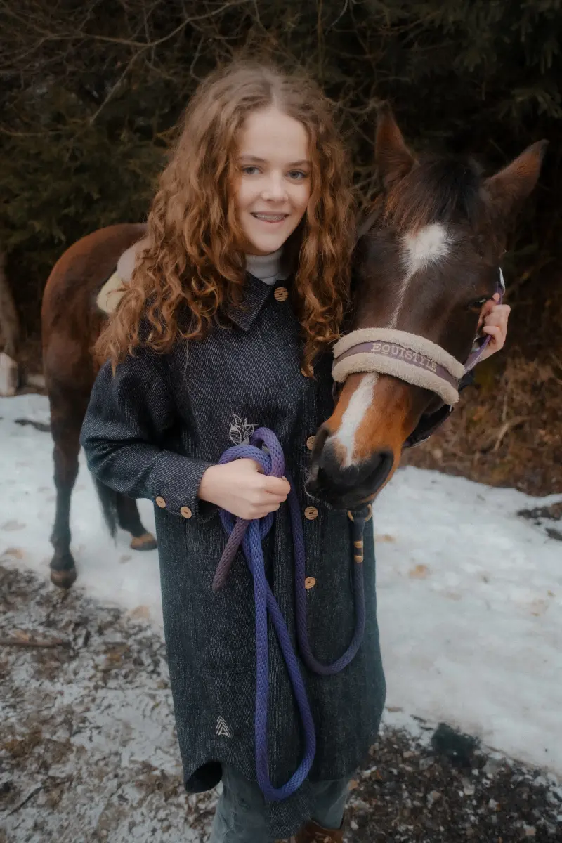 Kabátik s výšivkou- Linda